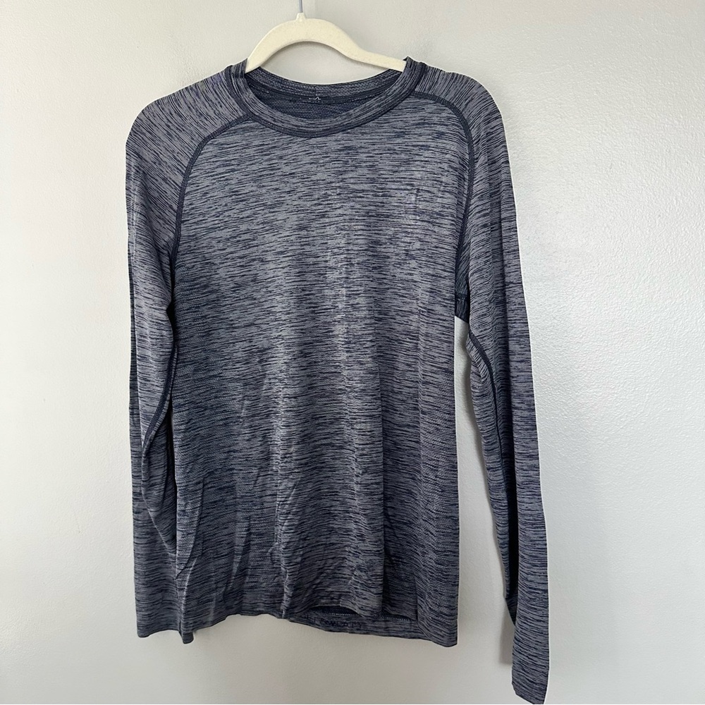 Lululemon metal vent tech long sleeve